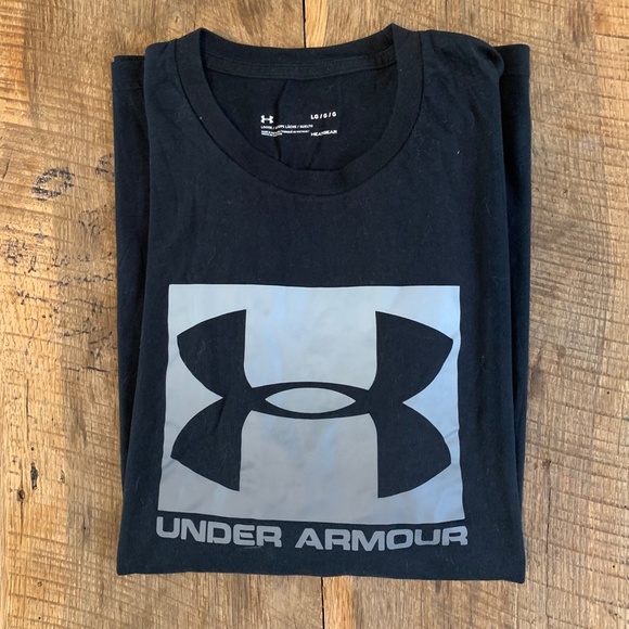 Under Armour Loose Heatgear Tee - Picture 2 of 2